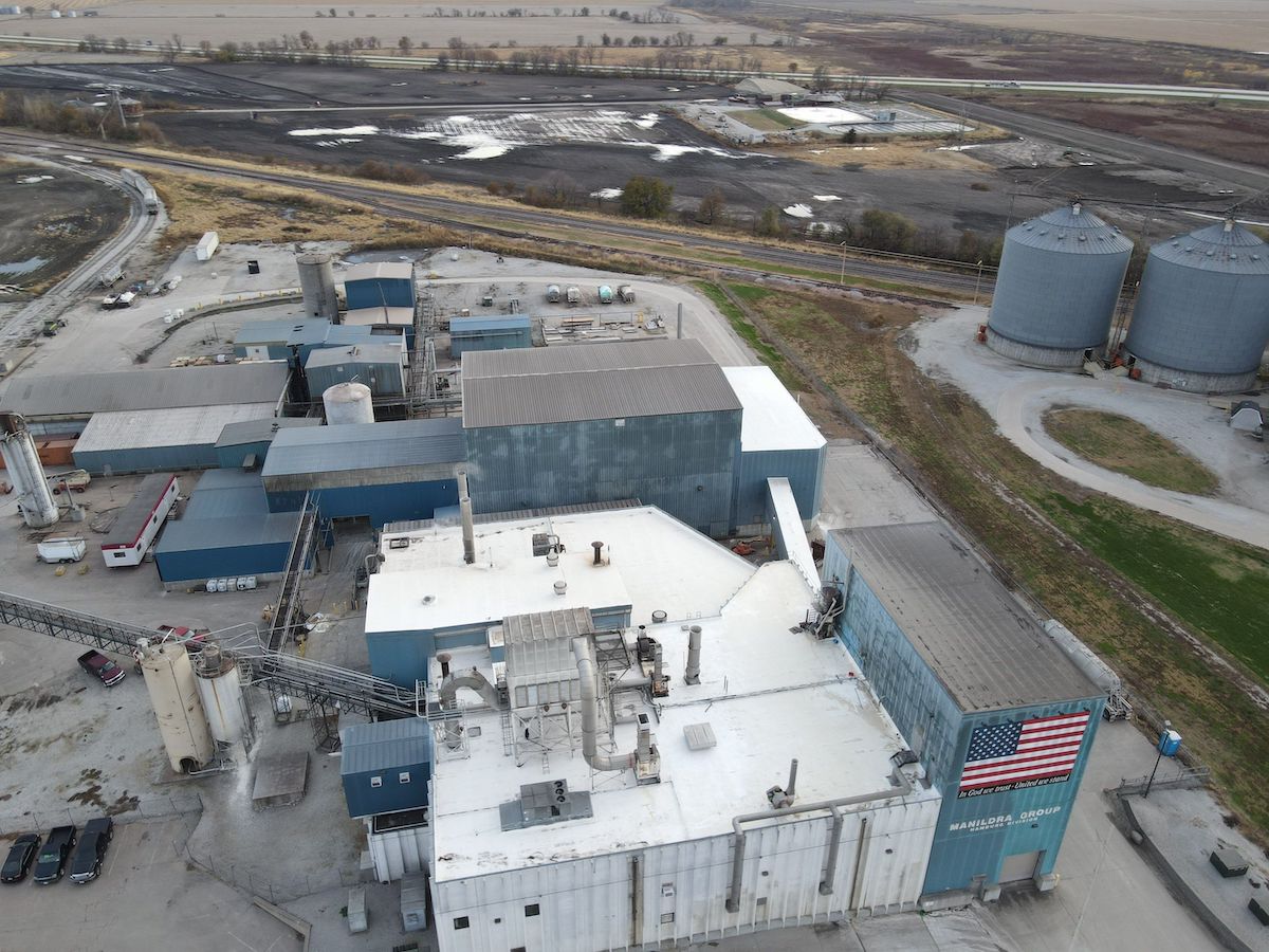 4 Reasons You Use Roof Coatings for an Industrial Roof