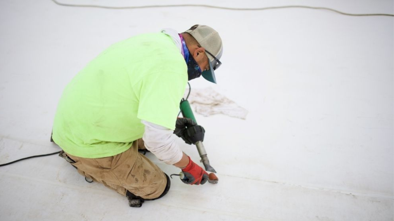 What Do Commercial Roof Repair Companies Do?